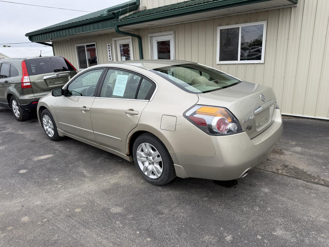 Nissan Altima 4dr Sdn I4 CVT 2.5 S 2009