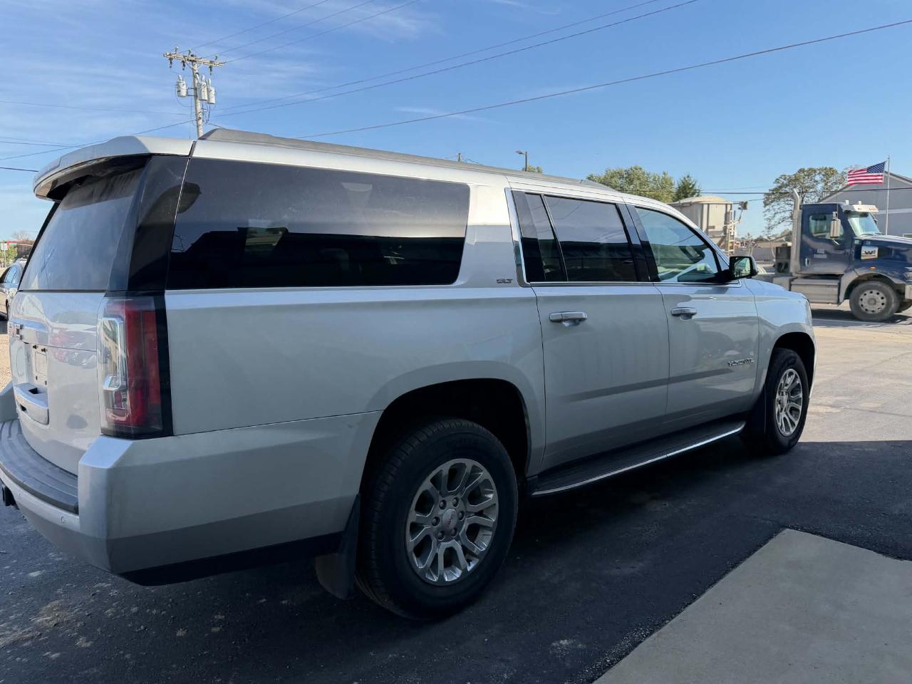 GMC Yukon XL 4WD 4dr SLT 2018