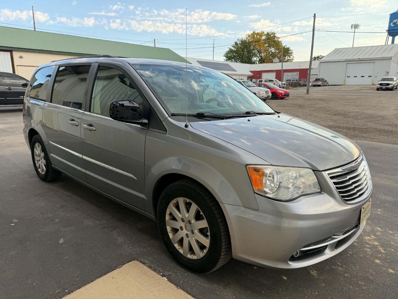 Chrysler Town & Country 4dr Wgn Touring 2014