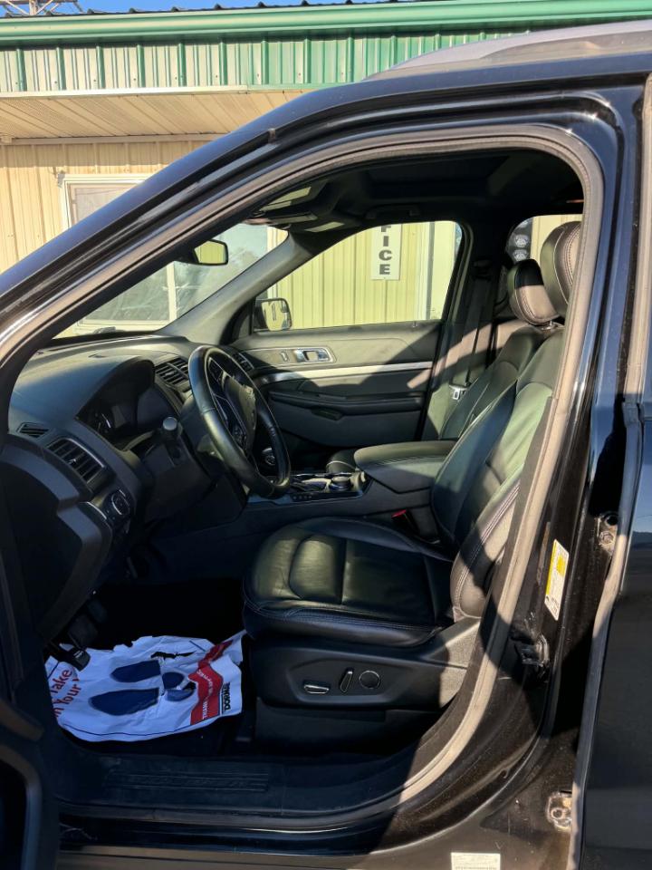 Ford Explorer XLT 4WD 2018