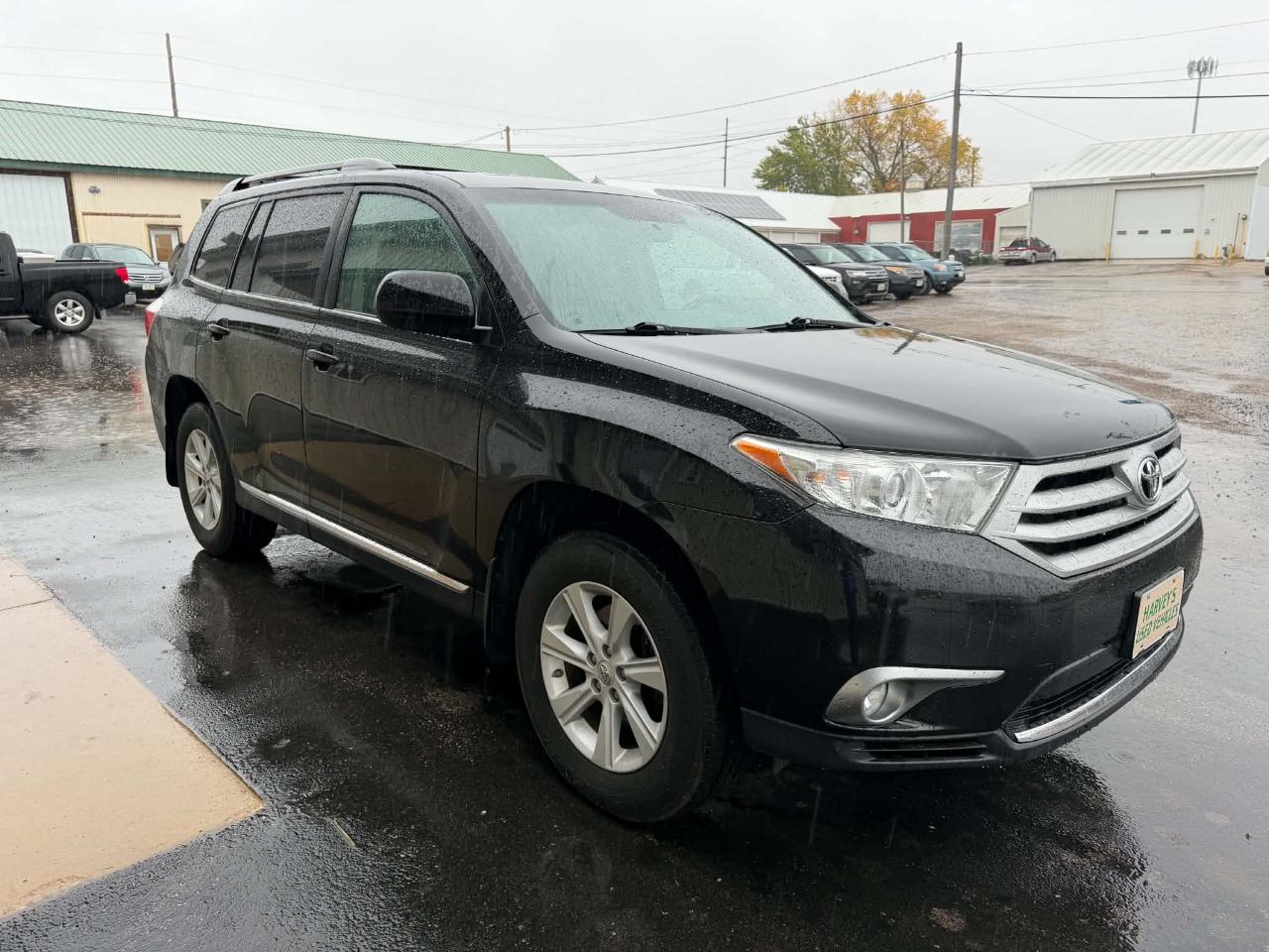 Toyota Highlander 4WD 4dr V6 Base (Natl) 2011