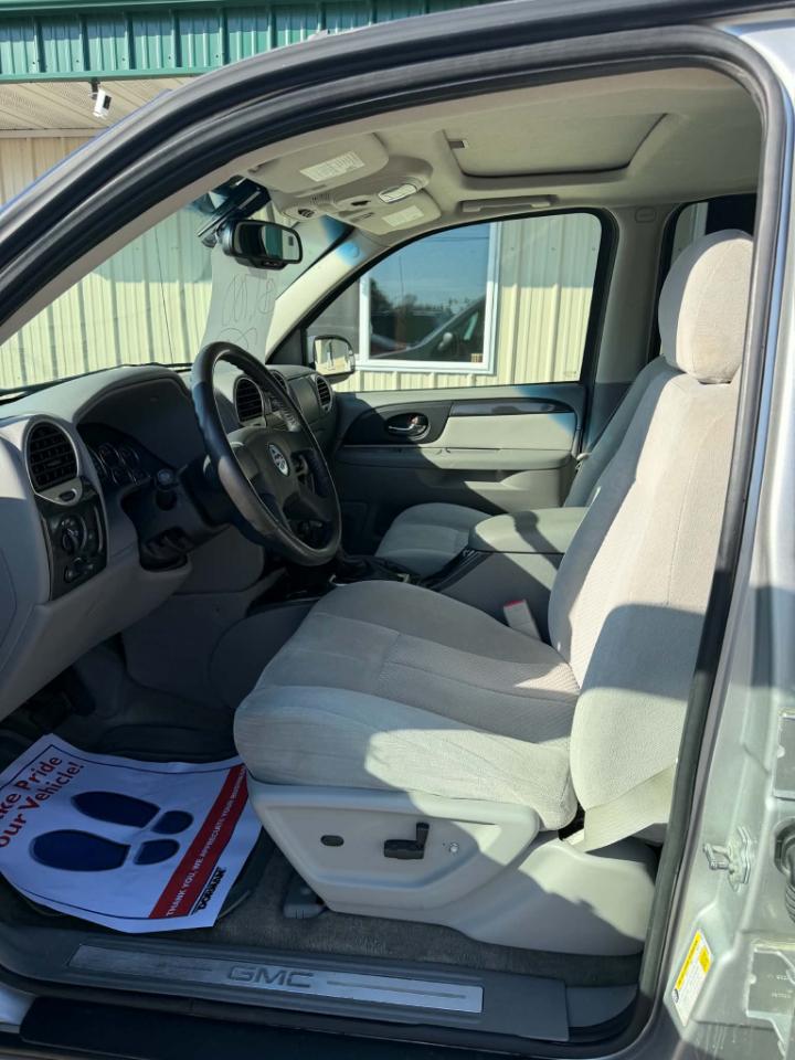GMC Envoy 4WD 4dr SLE2 2008