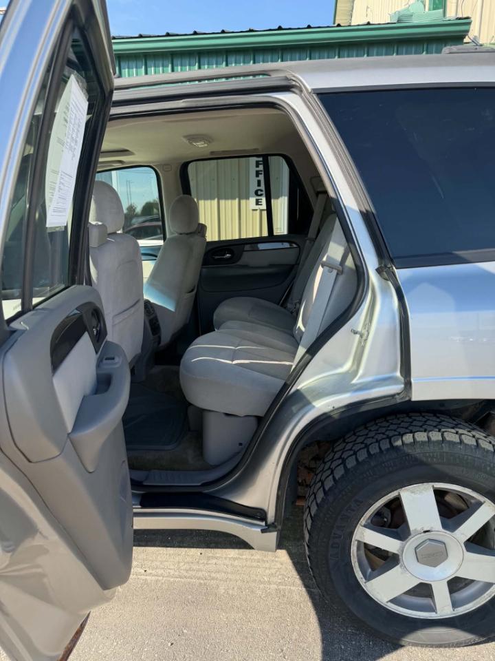 GMC Envoy 4WD 4dr SLE2 2008
