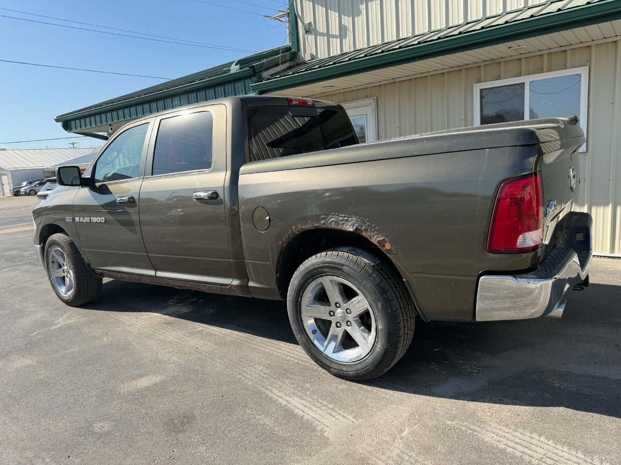 RAM 1500 4WD Crew Cab 140.5" Big Horn 2012