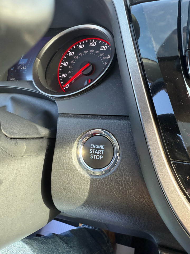 Toyota Camry XSE Auto (Natl) 2024