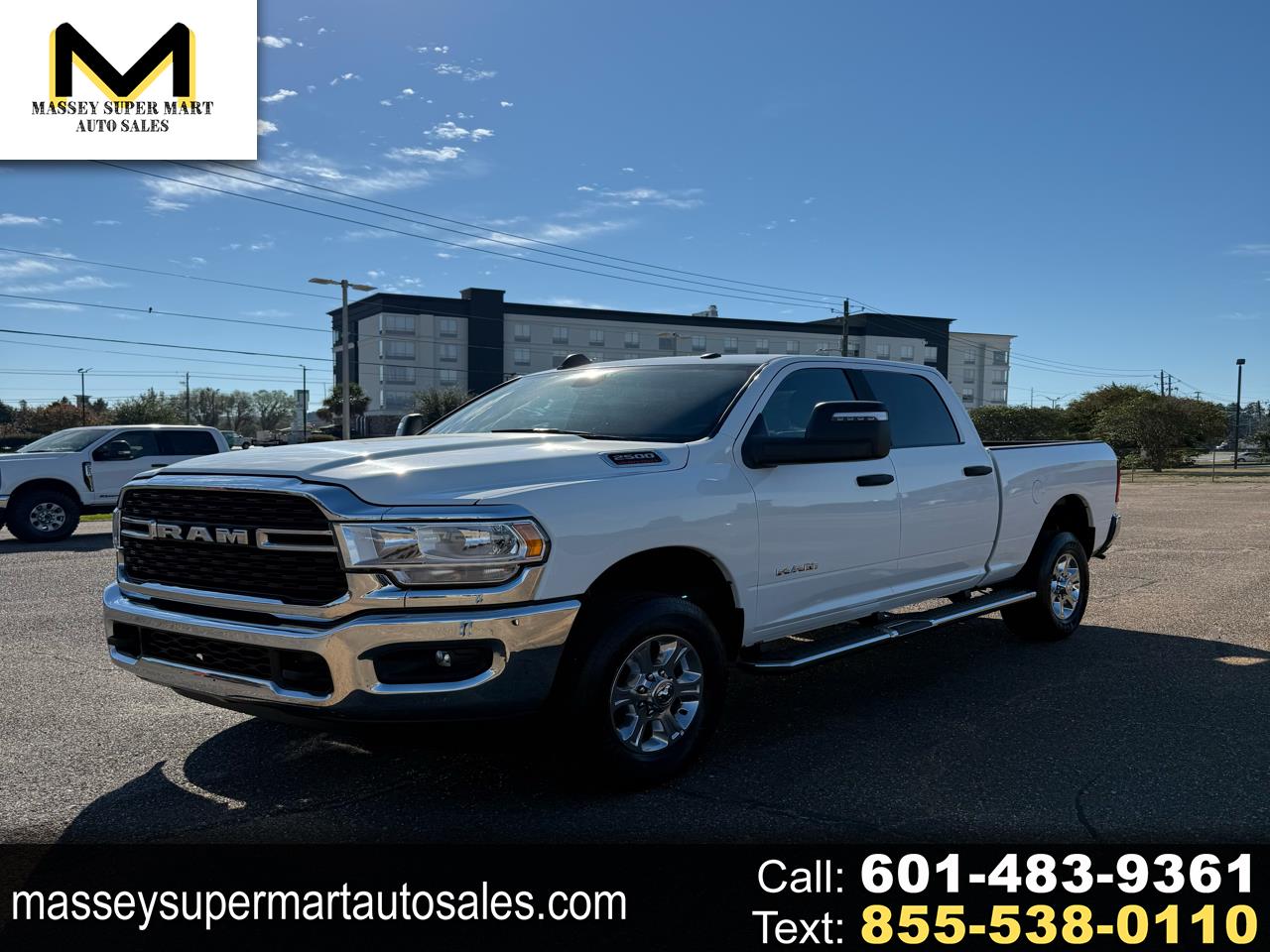 RAM 2500 Big Horn 4x4 Crew Cab 6'4" Box 2024
