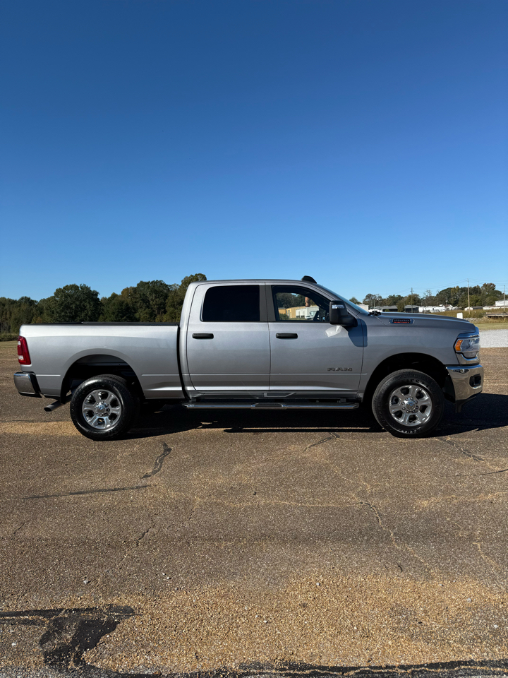 2024 Ram 2500 Big Horn photo 2