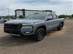 2025 Nissan Frontier 