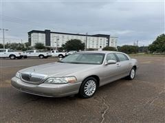 2003 Lincoln Town Car 