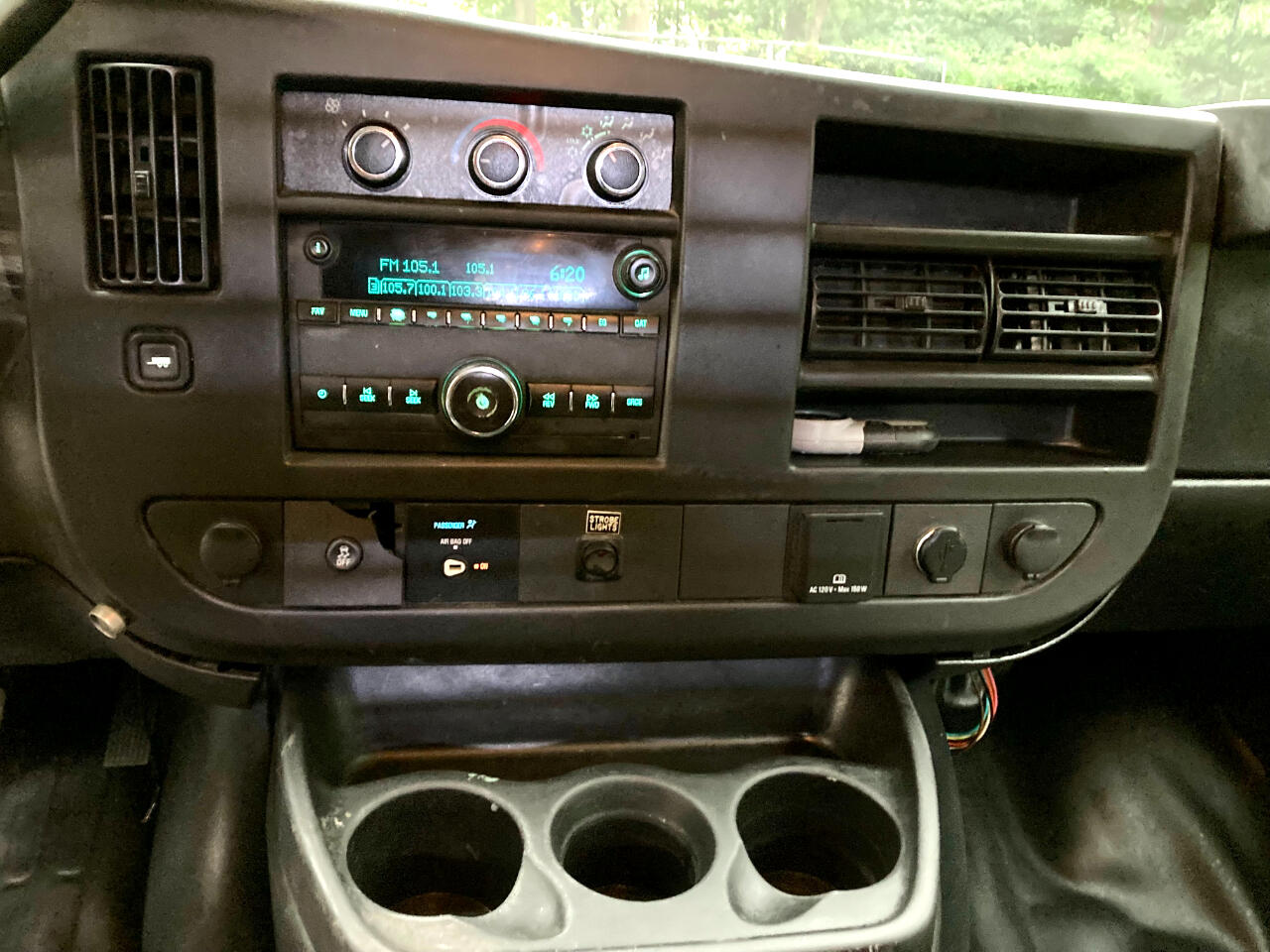 2016 Chevrolet Express 2500 Cargo photo 23