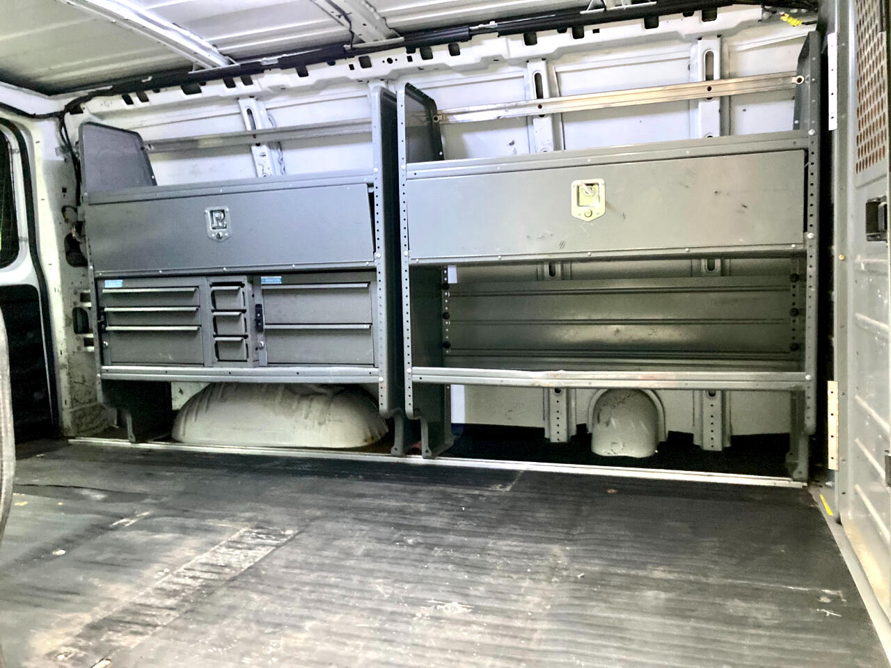 2016 Chevrolet Express 2500 Cargo photo 33