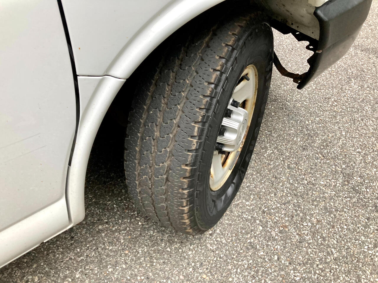 2016 Chevrolet Express 2500 Cargo photo 38