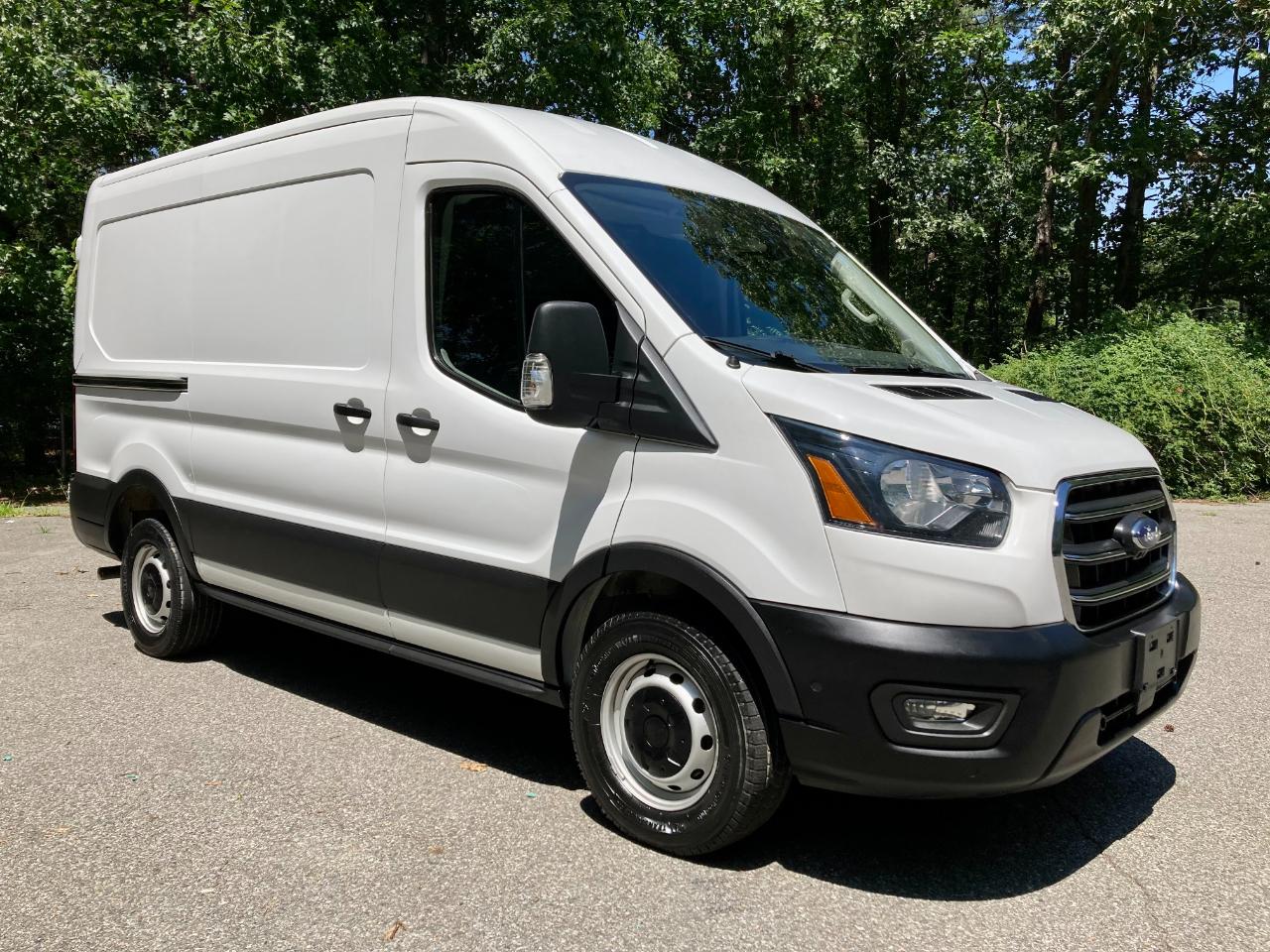 Ford Transit 250 Van Med. Roof w/Sliding Pass. 130-in. WB 2020