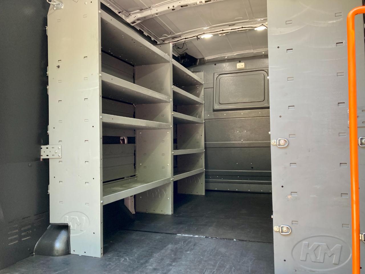Ford Transit 250 Van Med. Roof w/Sliding Pass. 130-in. WB 2020
