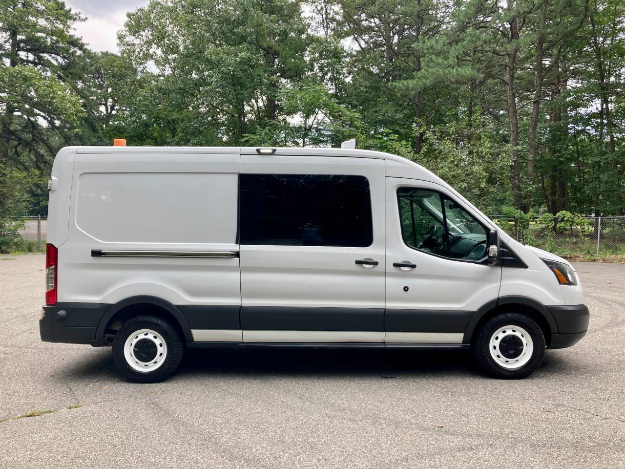 Ford Transit 350 Van Med. Roof w/Sliding Pass. 148-in. WB 2016