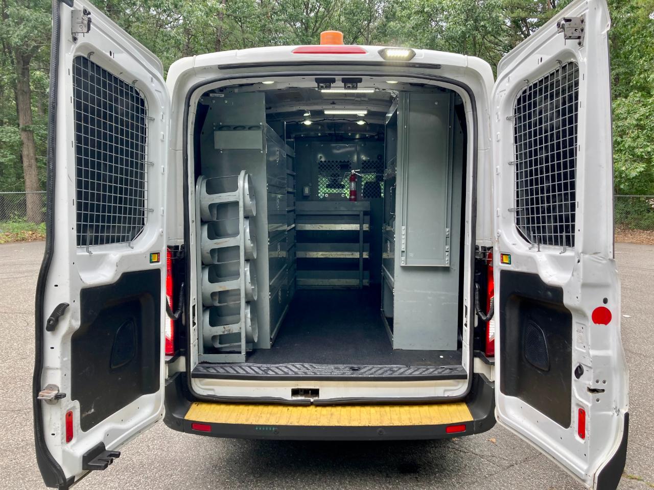 Ford Transit 350 Van Med. Roof w/Sliding Pass. 148-in. WB 2016