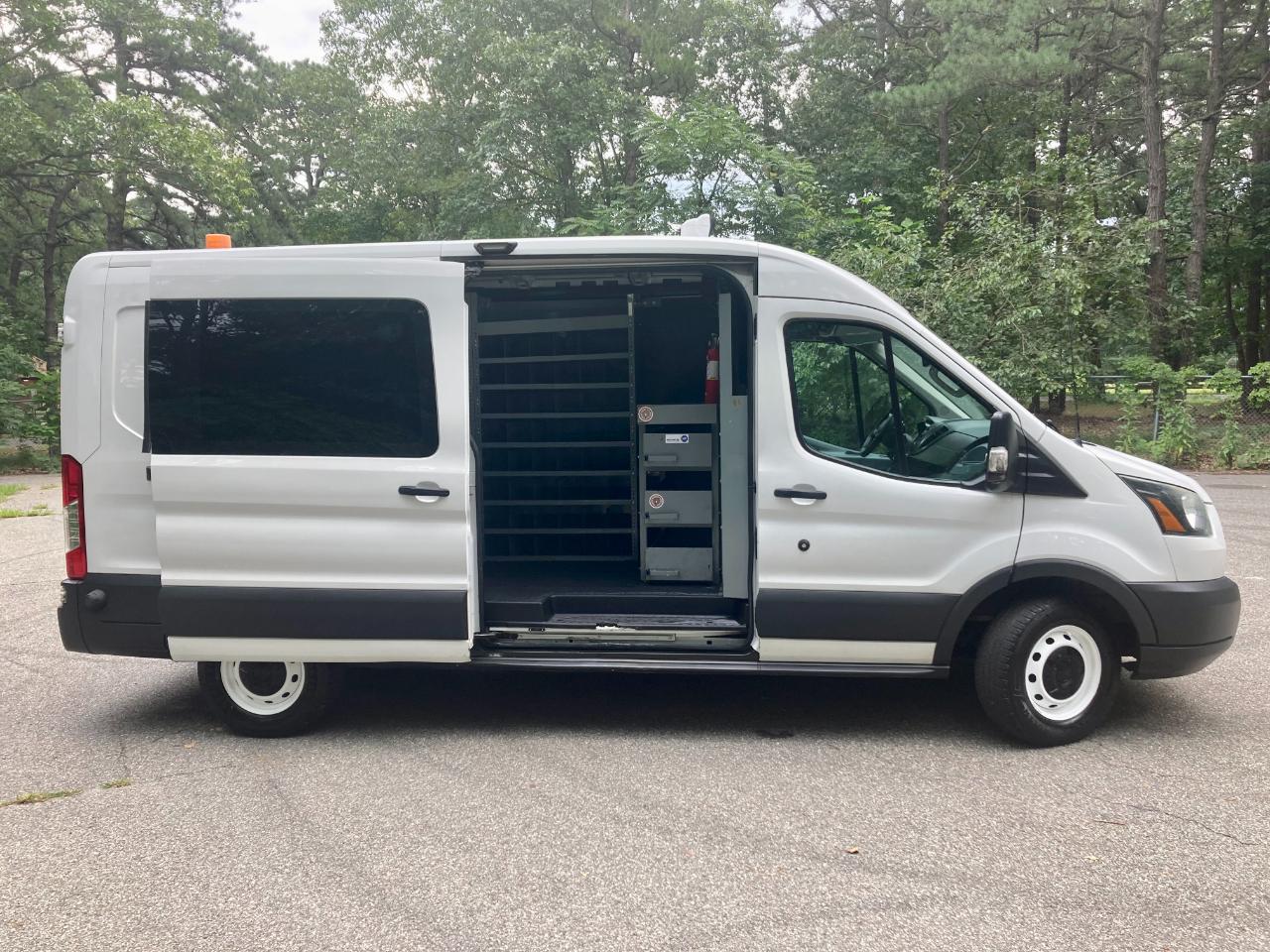 Ford Transit 350 Van Med. Roof w/Sliding Pass. 148-in. WB 2016