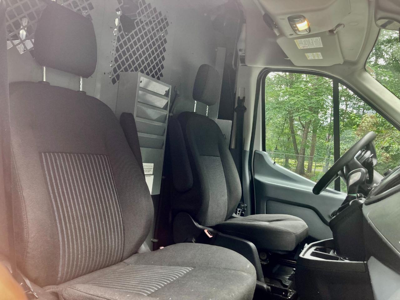 Ford Transit 350 Van Med. Roof w/Sliding Pass. 148-in. WB 2016