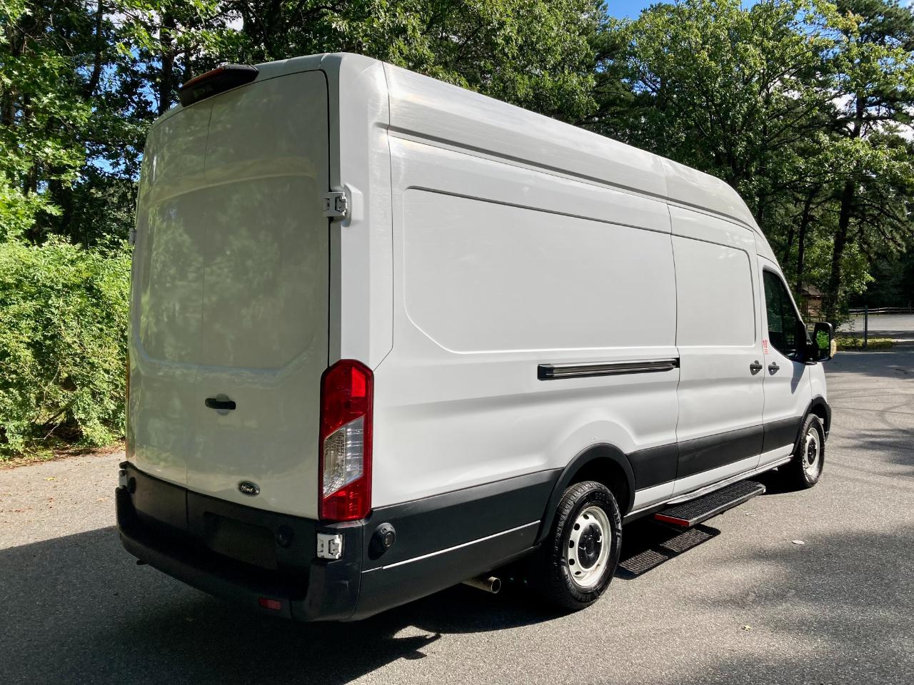 Ford Transit 250 Van High Roof w/Sliding Pass. 148-in. WB EL 2022