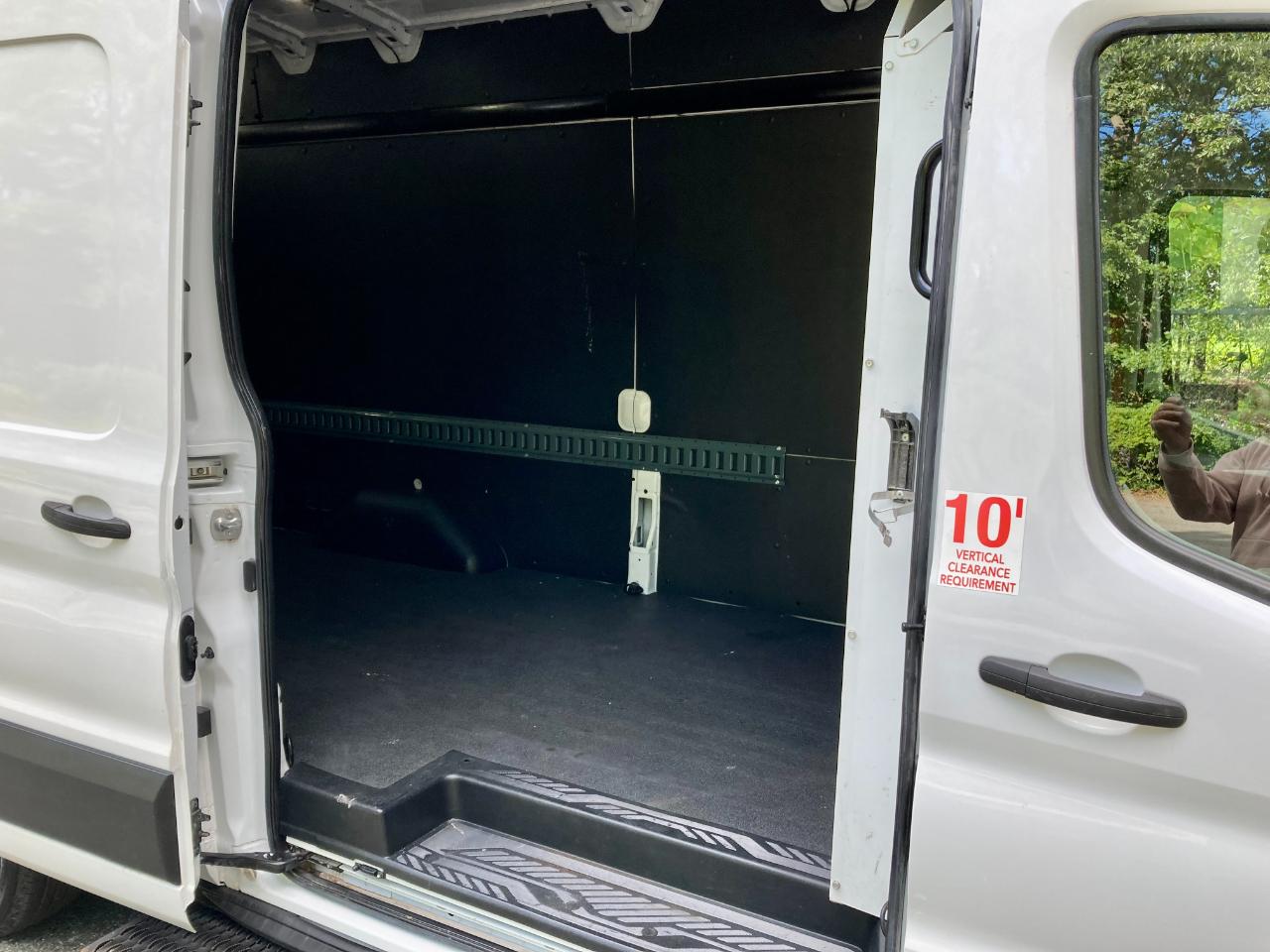 Ford Transit 250 Van High Roof w/Sliding Pass. 148-in. WB EL 2022