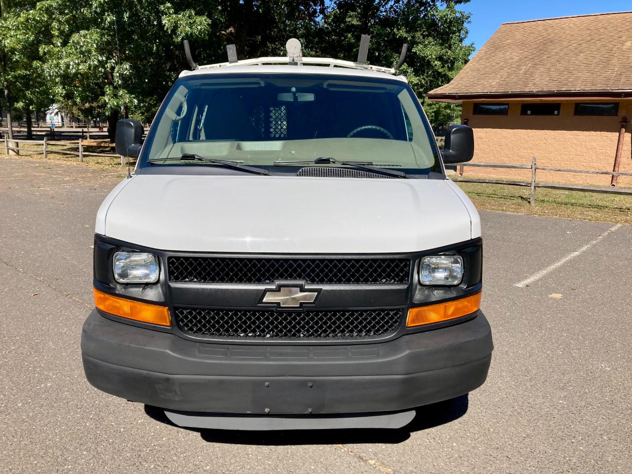 Chevrolet Express 2500 Cargo 2011