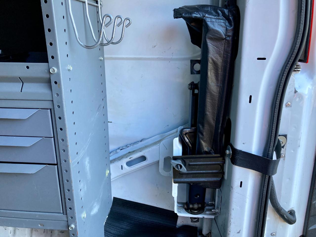 Chevrolet Express 2500 Cargo 2011