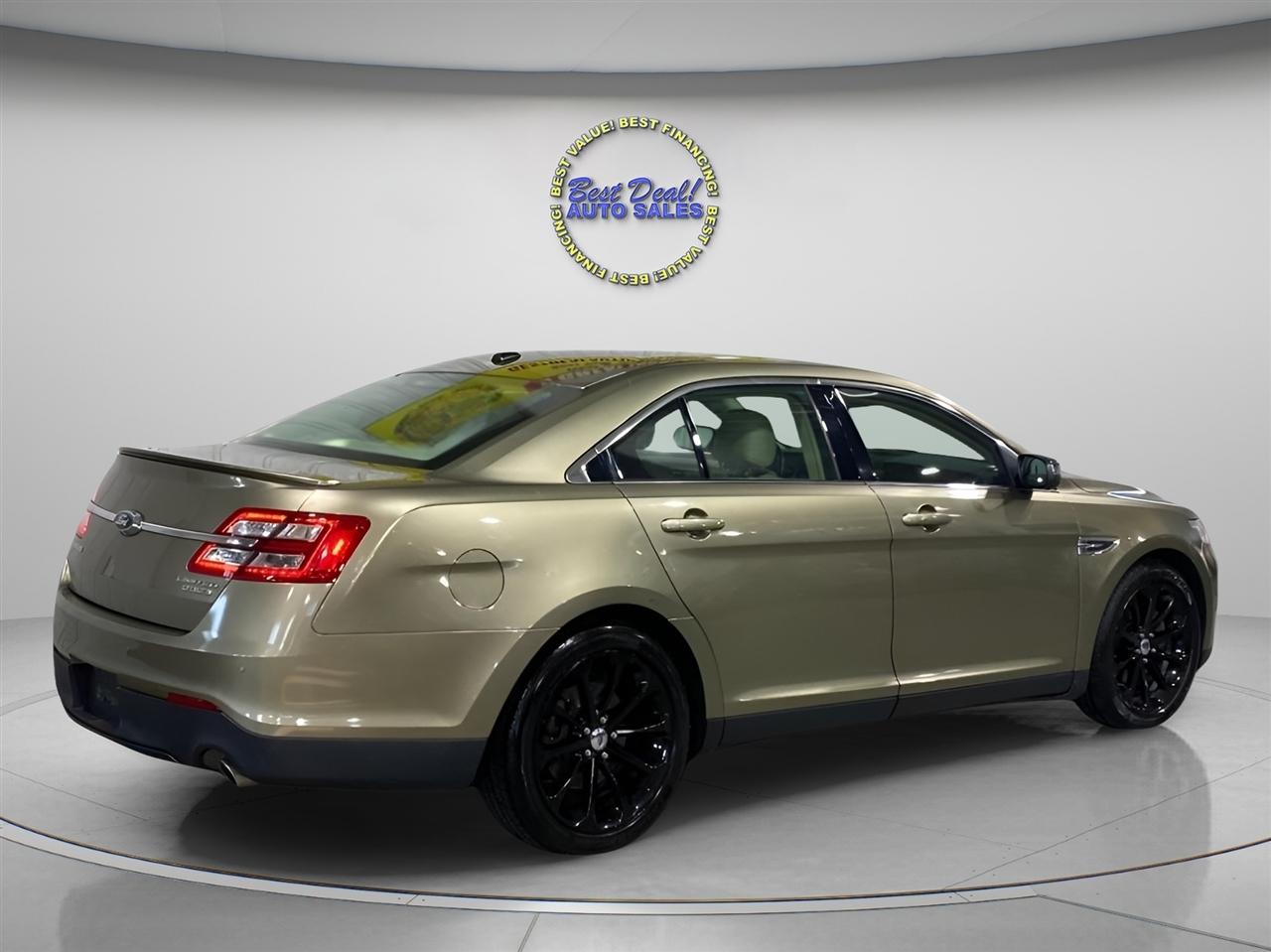Ford Taurus 4dr Sdn Limited FWD 2013