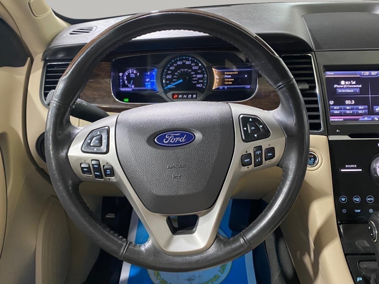 Ford Taurus 4dr Sdn Limited FWD 2013