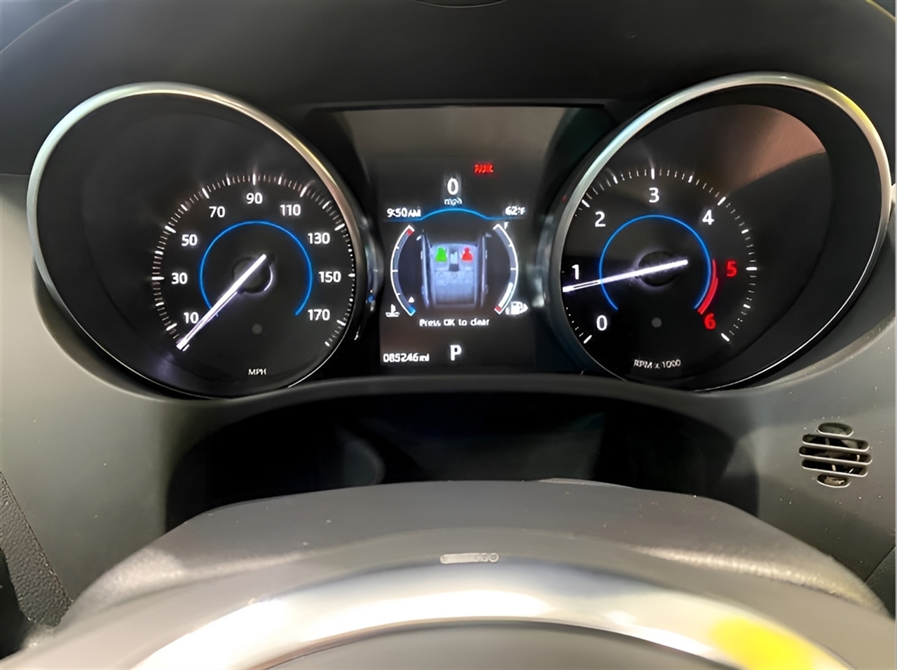 2017 Jaguar F-PACE R-Sport photo 11