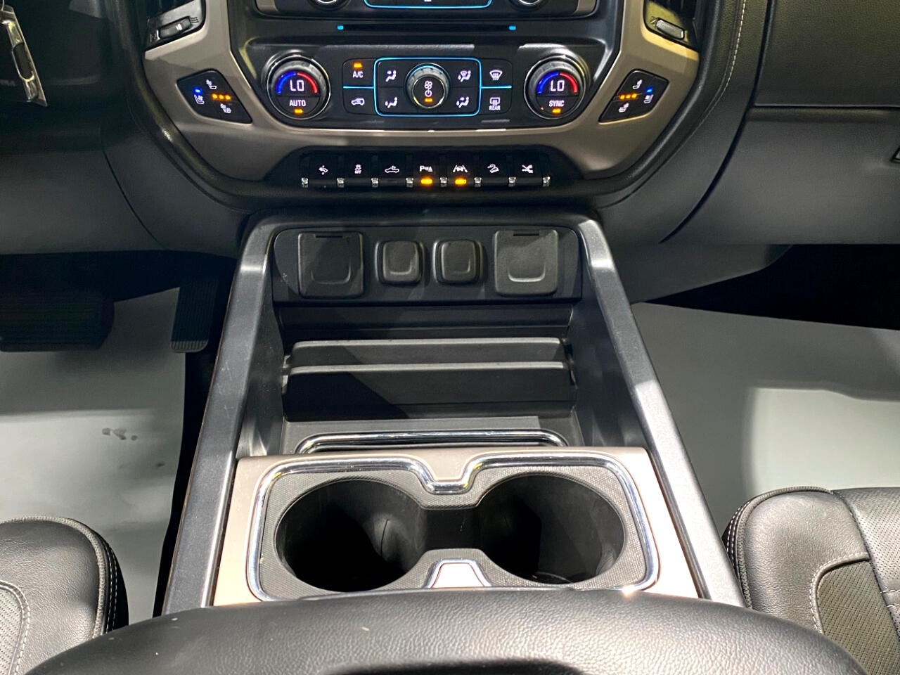 GMC Sierra 1500 Denali Crew Cab 4WD 2017