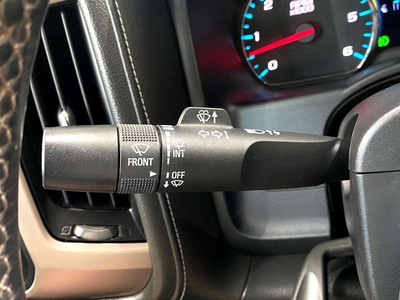 GMC Sierra 1500 Denali Crew Cab 4WD 2017