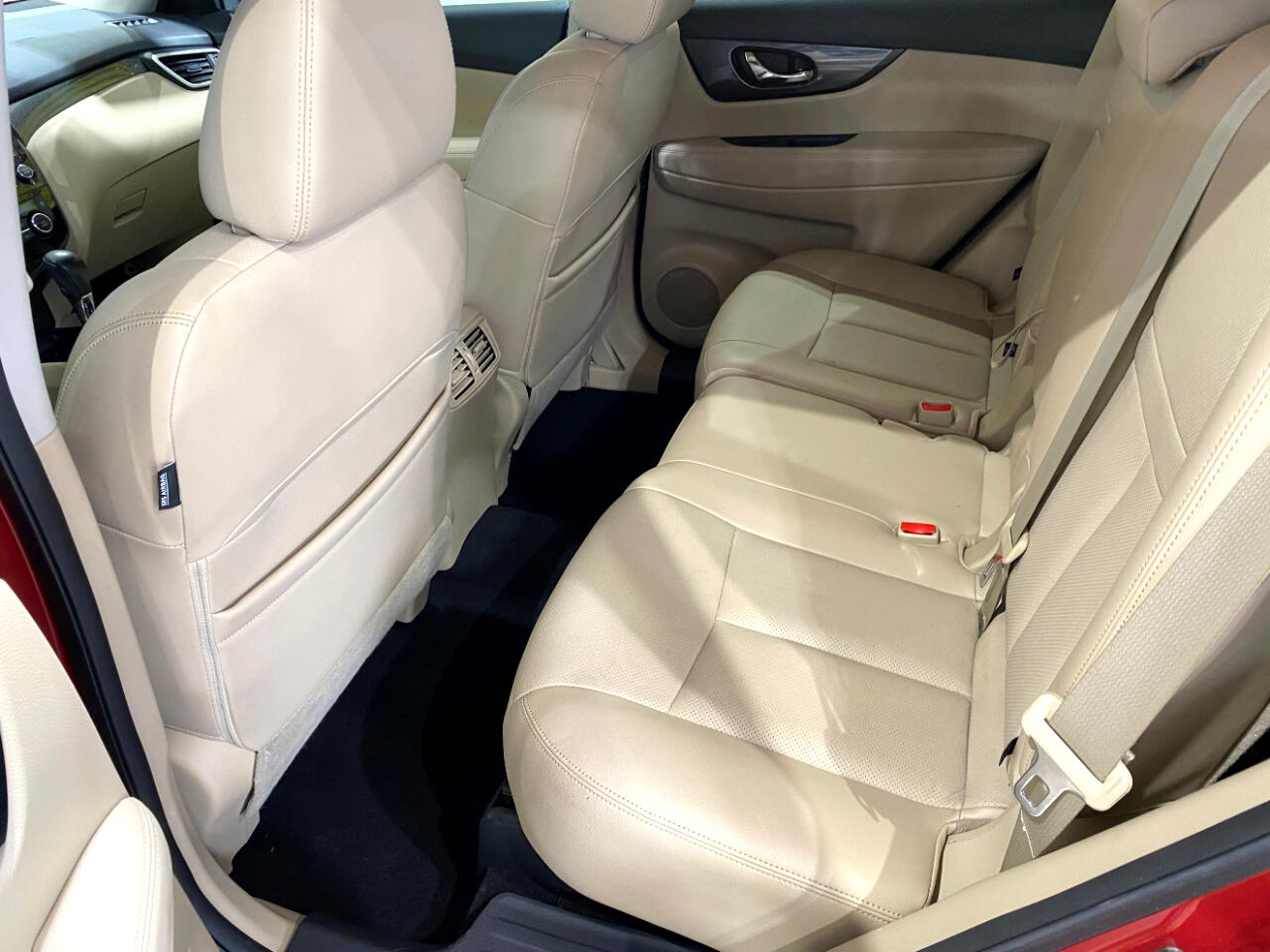 2016 Nissan Rogue SL AWD photo 17