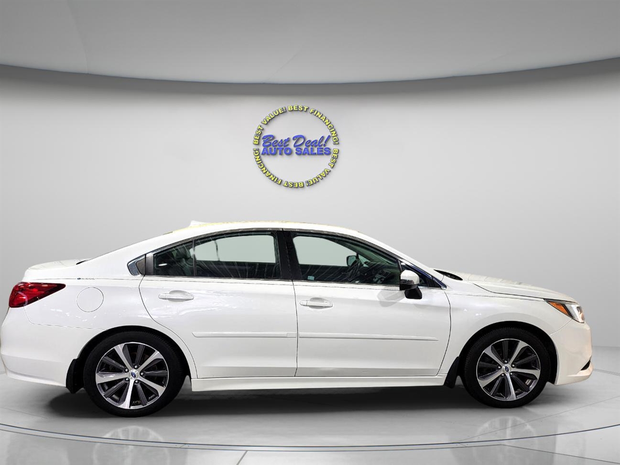 2017 Subaru Legacy 2.5i Limited photo 2