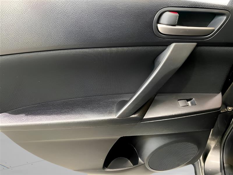 Mazda MAZDA3  2011 Mazda MAZDA3  2011