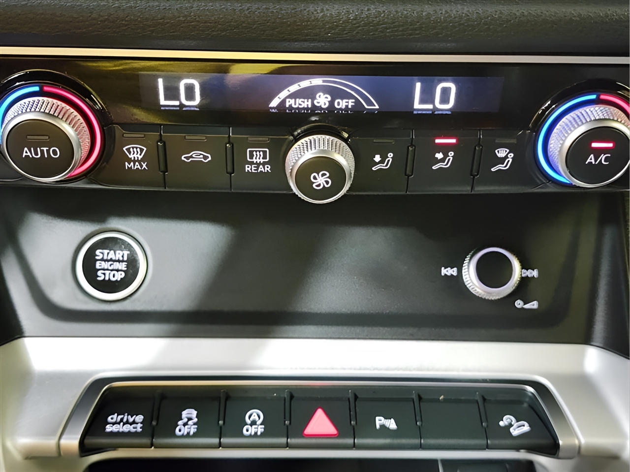 Audi Q3 S line Premium quattro 2023 Audi Q3 S line Premium quattro 2023