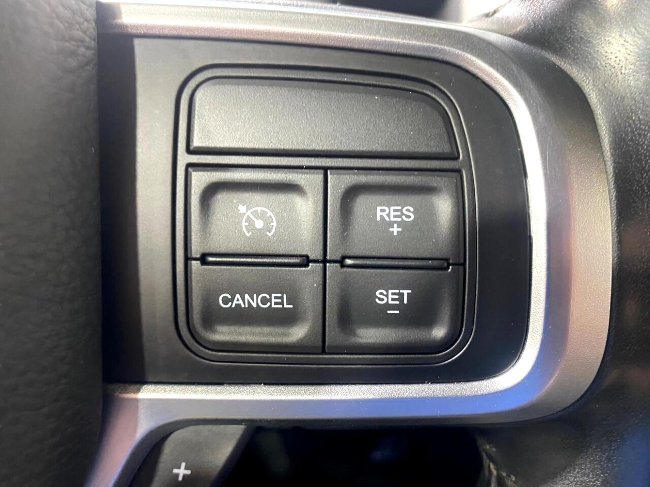 RAM 3500 Big Horn Regular Cab 4WD 2019