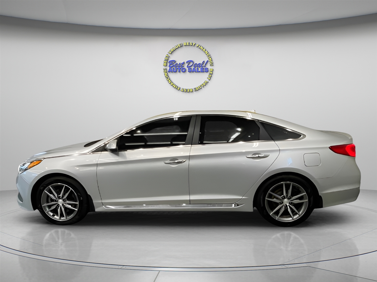 2015 Hyundai Sonata Sport 2.0T photo 2