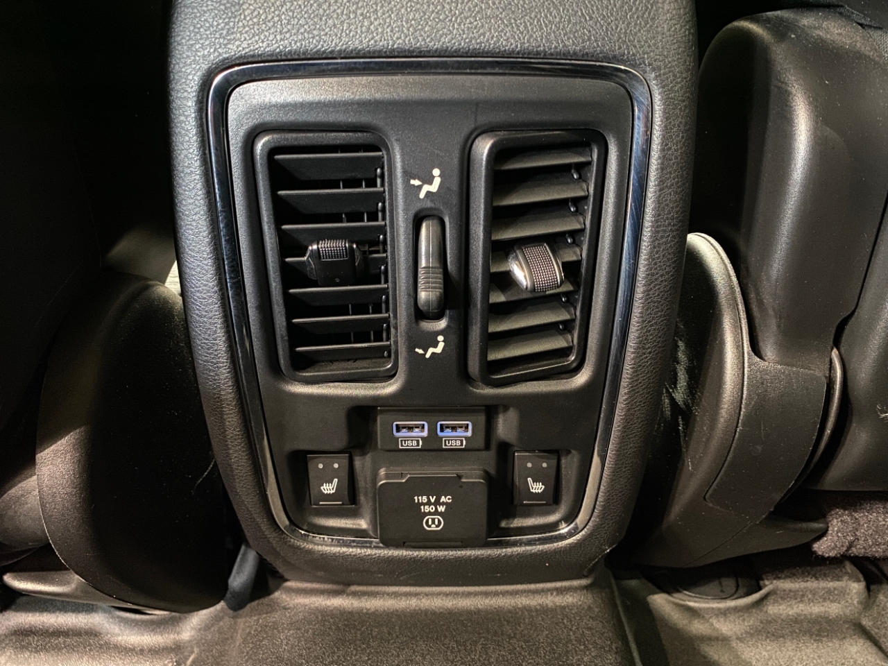 2015 Dodge Durango Limited photo 16