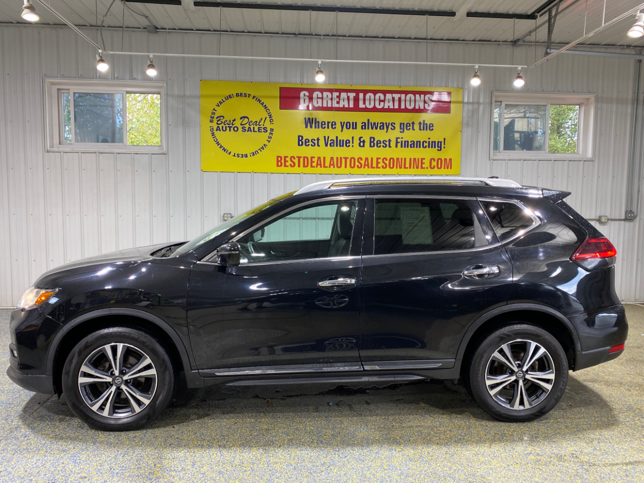 2018 Nissan Rogue SL AWD photo 2