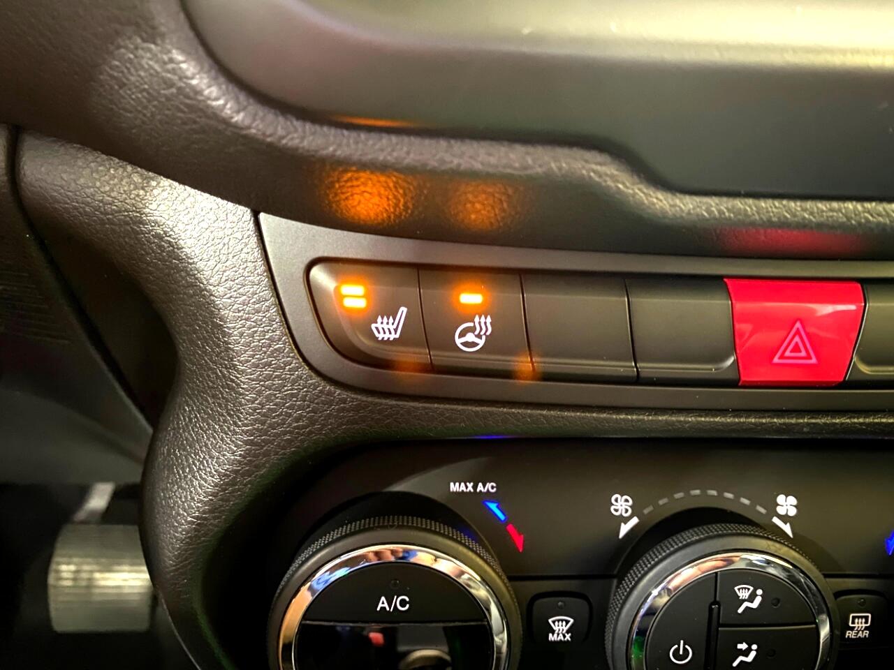 2017 Jeep Renegade Latitude North Edition photo 15