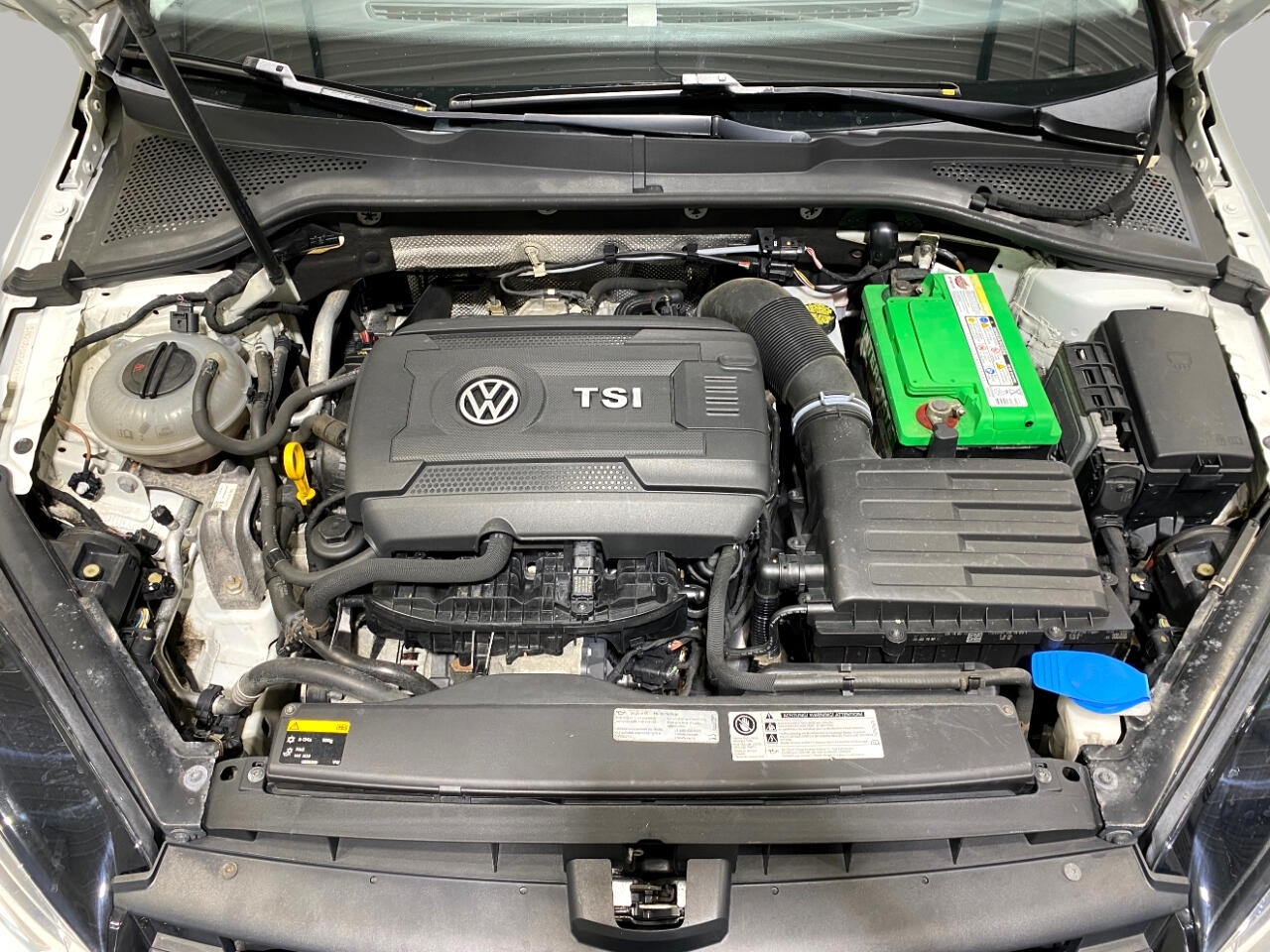 Volkswagen Golf TSI SEL 6A 2015