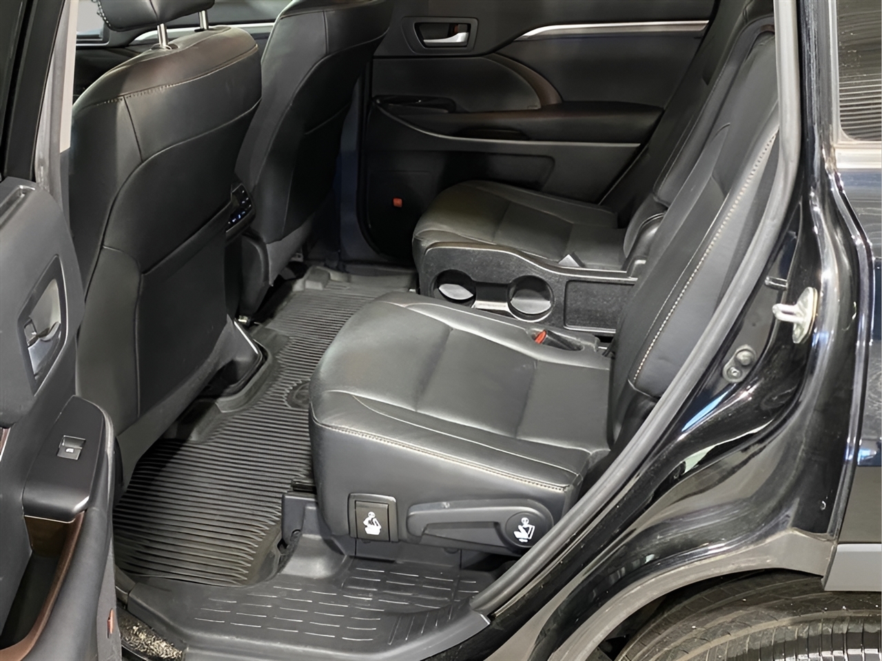 Toyota Highlander Hybrid Limited Platinum AWD 2017