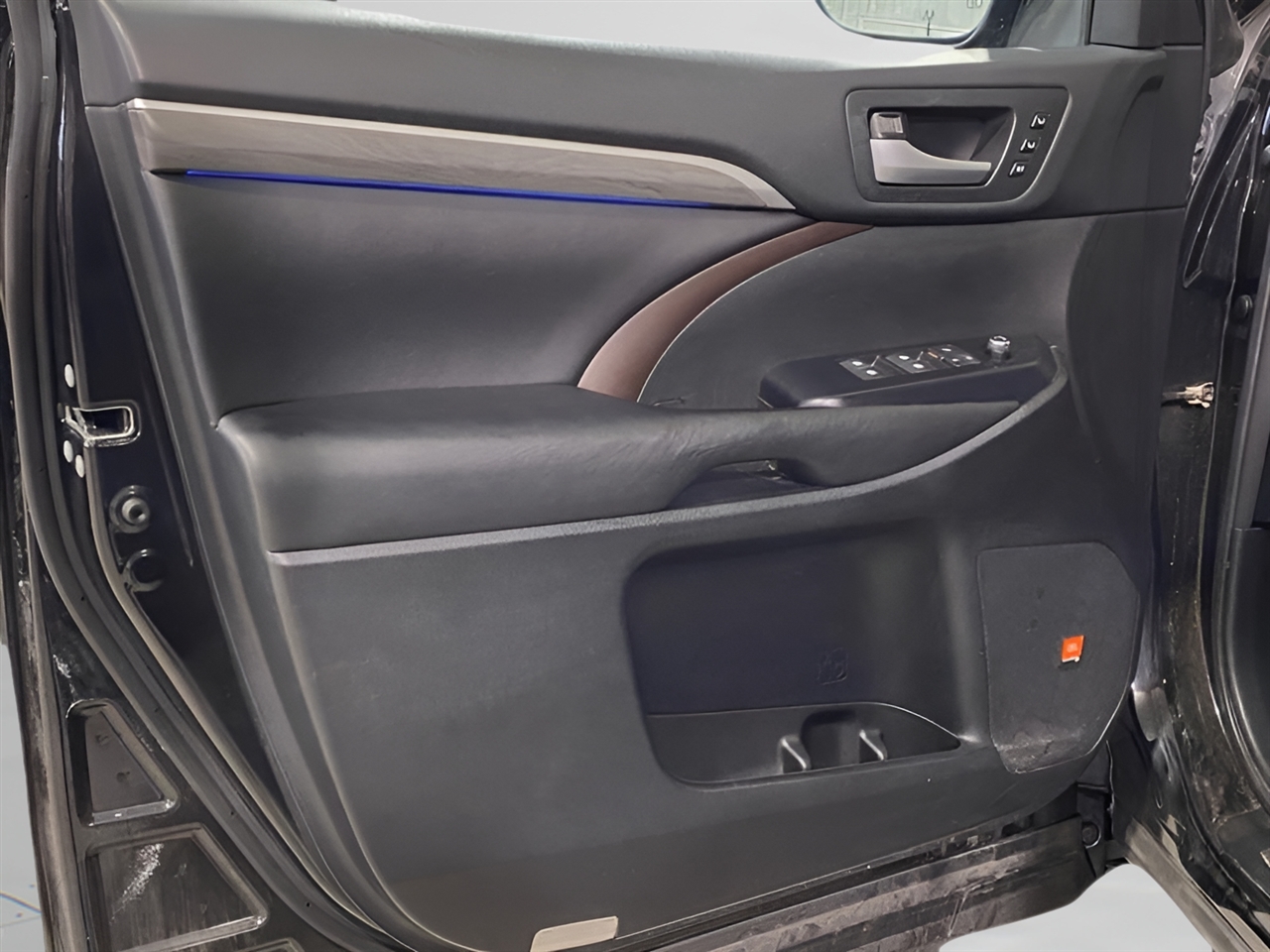 Toyota Highlander Hybrid Limited Platinum AWD 2017