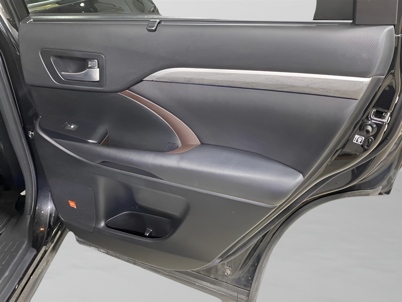 Toyota Highlander Hybrid Limited Platinum AWD 2017