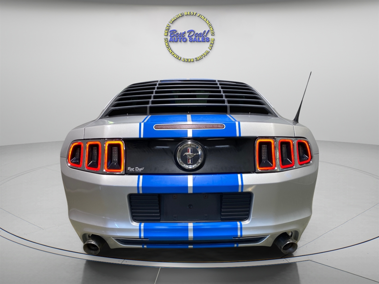 2014 Ford Mustang V6 photo 4