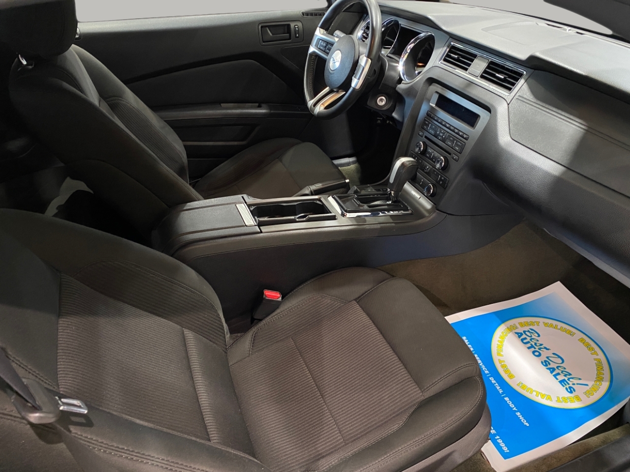 2014 Ford Mustang V6 photo 19