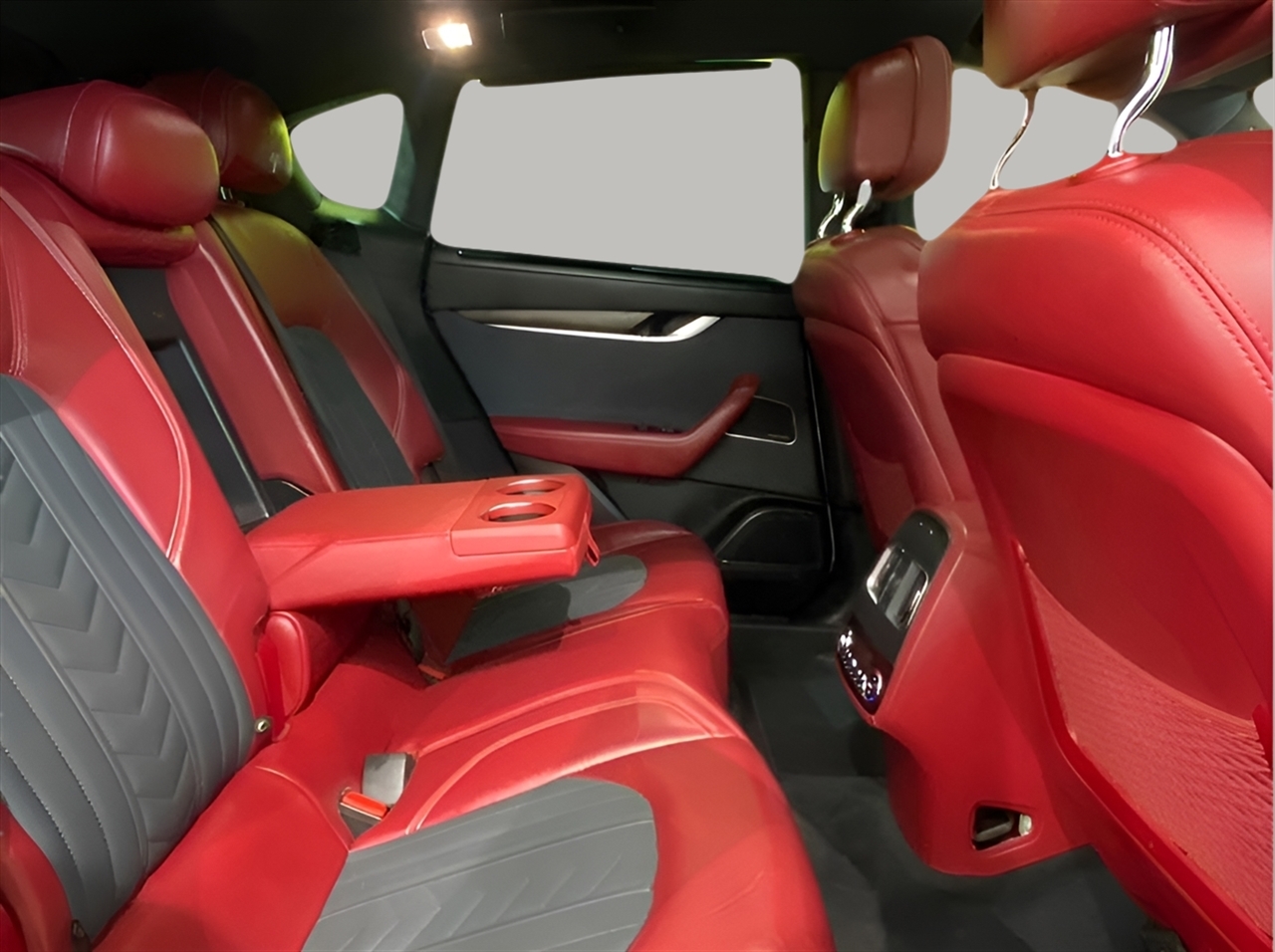 Maserati Levante S GranLusso 3.0L 2019