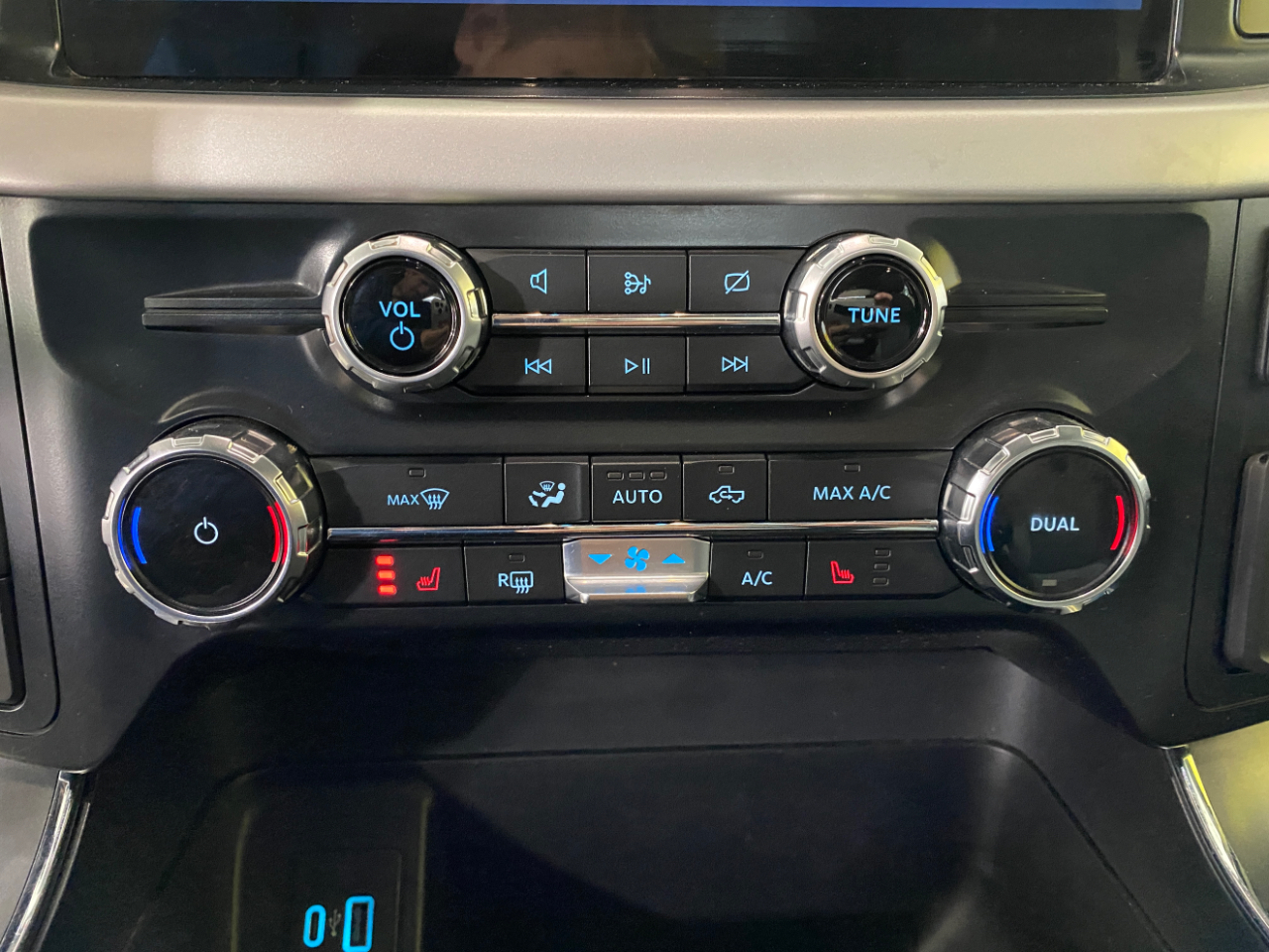 2022 Ford F-150 XLT photo 20