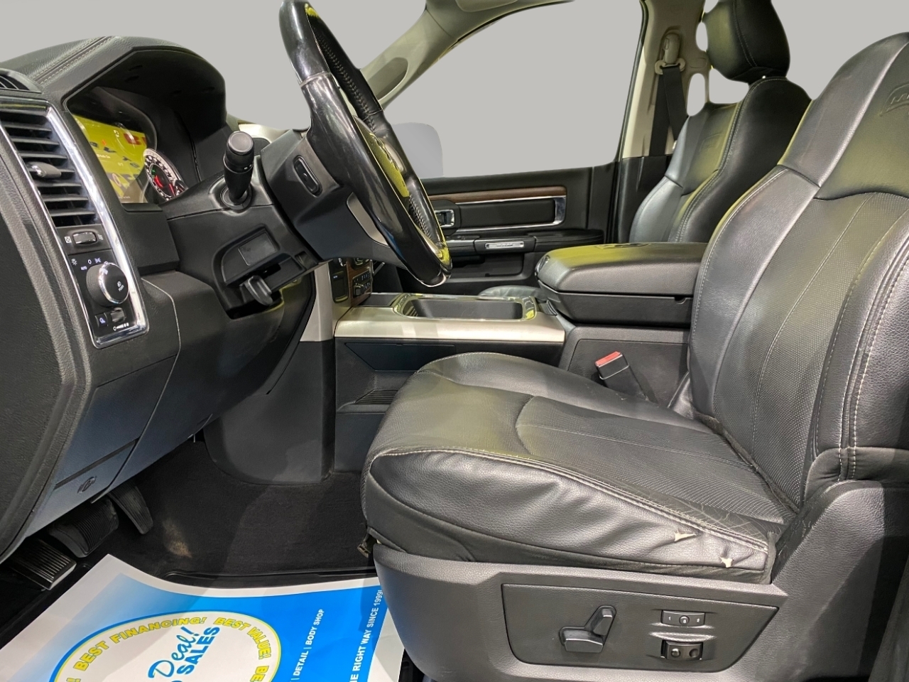 RAM 2500 Laramie Mega Cab 4WD 2018