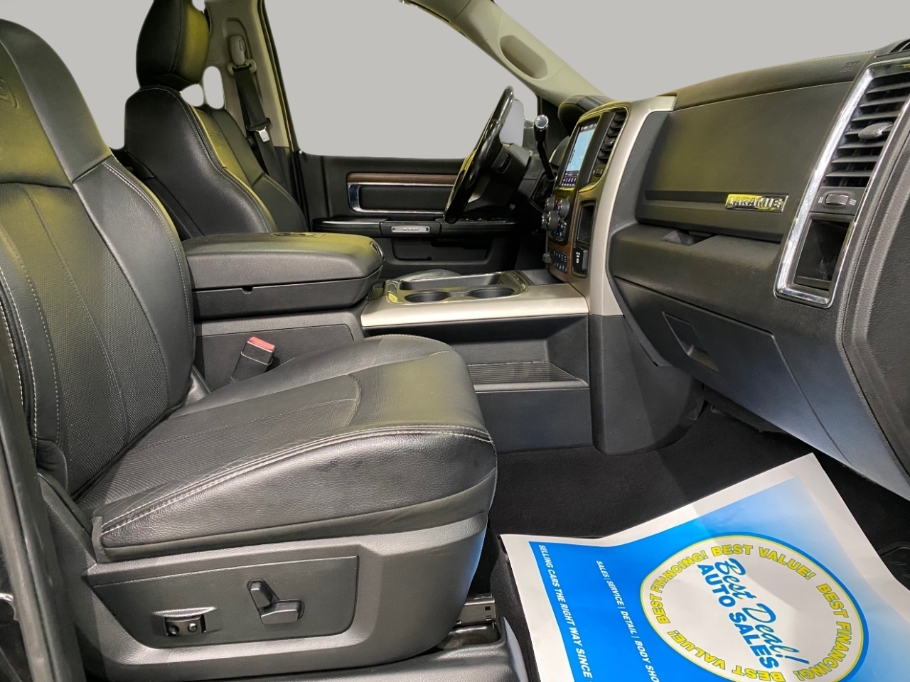 RAM 2500 Laramie Mega Cab 4WD 2018